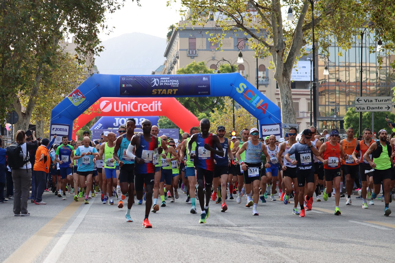 La partenza della Maratona di Palermo, foto di una precedente edizione